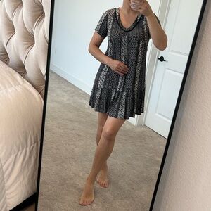 KNOX Rose S Small Country Black & White Printed Short Sleeve V-Neck Mini Dress